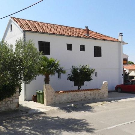 Apartment And Room Ivica Vodice Exterior foto